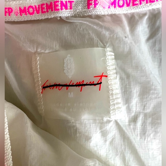 FP Movement In A Bubble Puffer Vest - Picture 10 of 12
